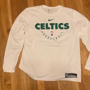 Barely worn long sleeve. Get it now for championship run